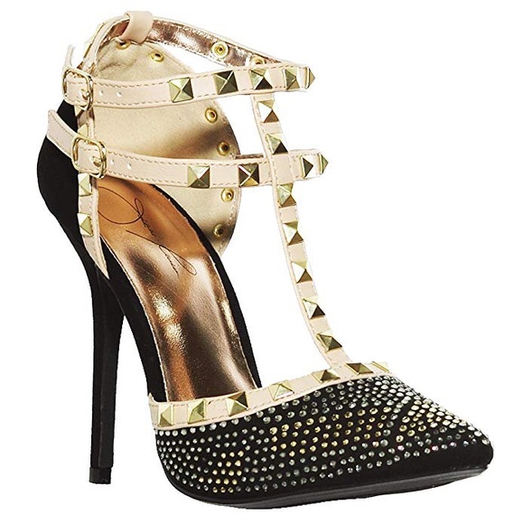 Ruler of a Kingdom Pump Sandal